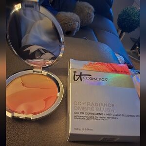 IT Cosmetics CC+ Radiance Ombre Blush - Coral Flush